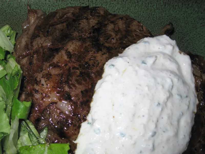 Garlic-Brushed Sirloin With Horseradish Cream