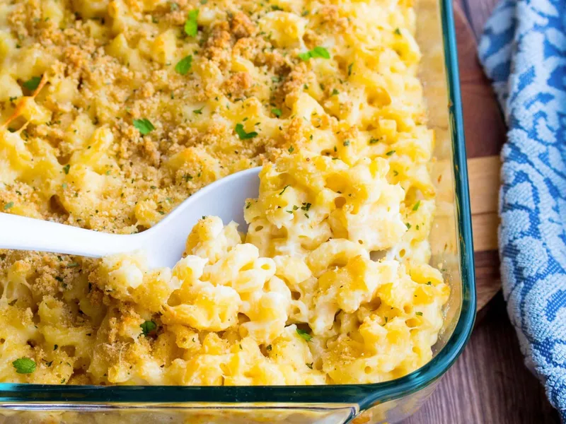 Italian Baked Mac and Cheese with Mozzarella Parmesan