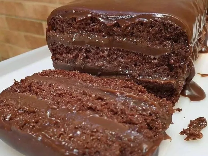 Sweetener Chocolate Cake with Frosting