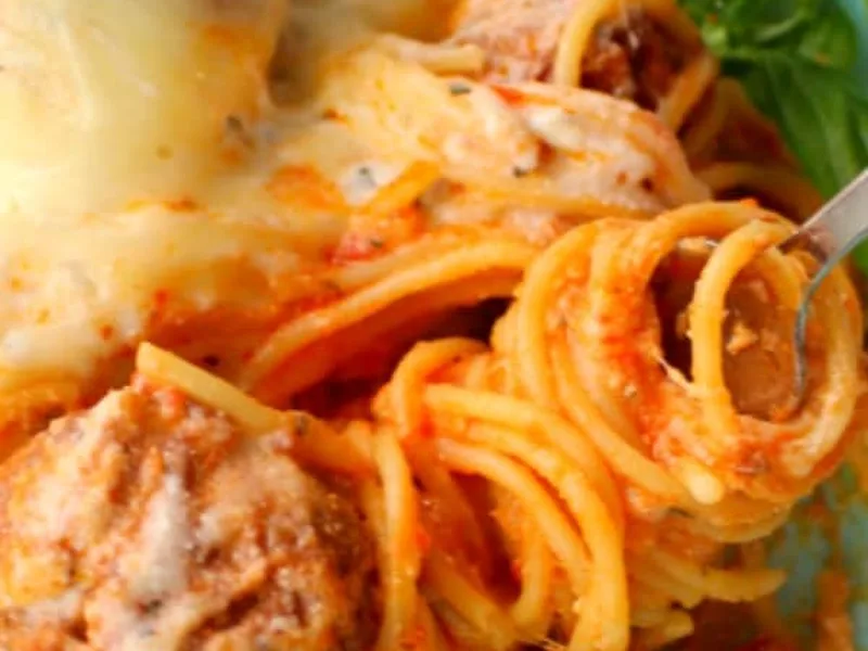 Slow Cooker Cheesy Spaghetti and Meatballs with Three Cheeses