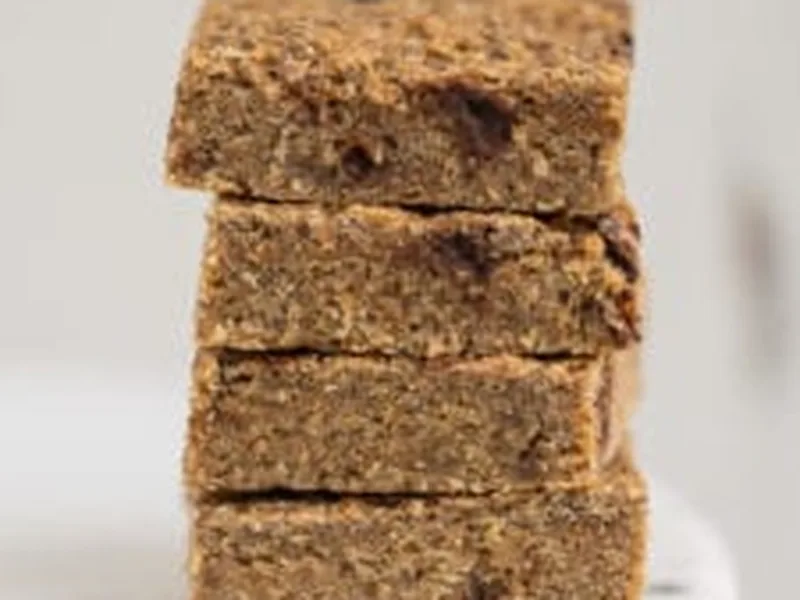 Gluten-Free Oatmeal Breakfast Bars with Chia and Peanut Butter