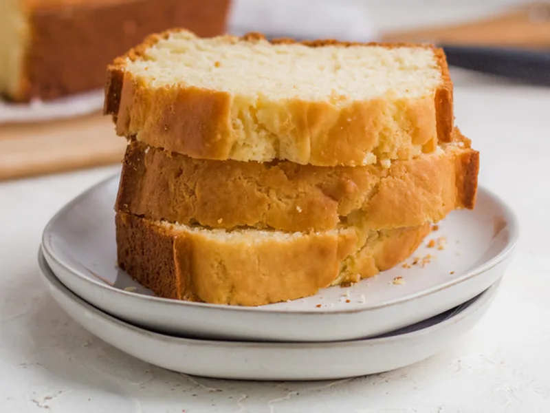Classic Sweet Loaf with Butter and Vanilla
