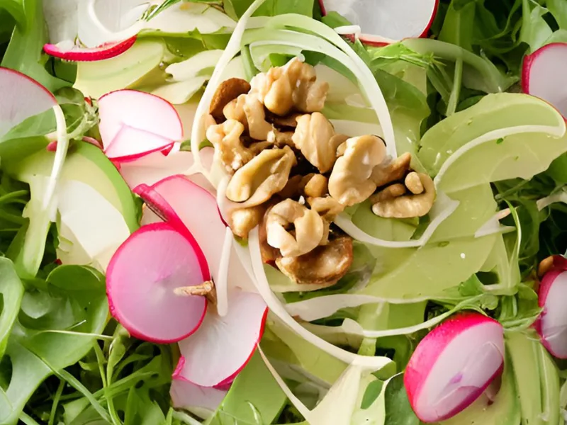 Crisp Lemon Fennel Arugula Salad with Avocado