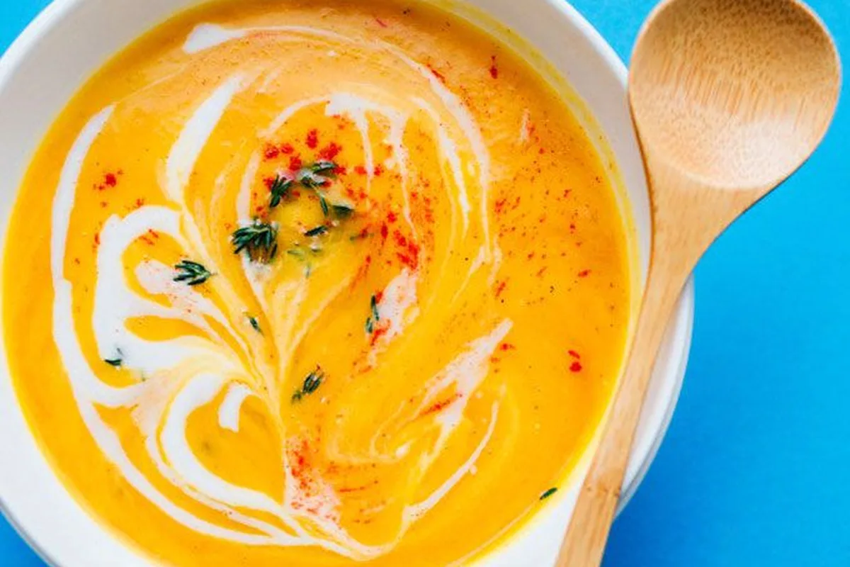 Slow Cooker Vegan Butternut Squash Soup | EasyCook