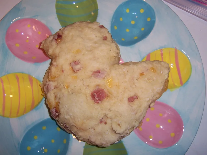 Savory Ham and Cheese Scones with Garlic