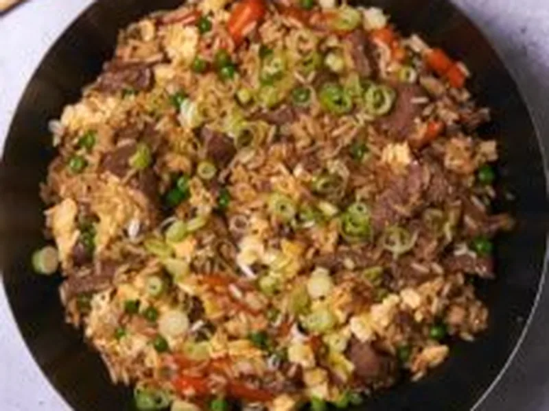 Easy Beef Fried Rice with Soy Sauce and Vegetables - 15 Minutes