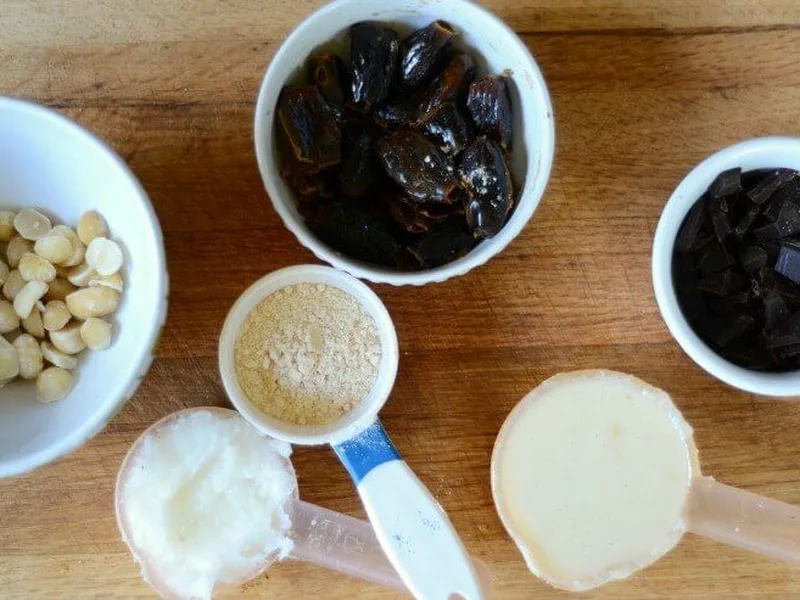 No-Bake Coconut Cheesecake Cookies with Dark Chocolate