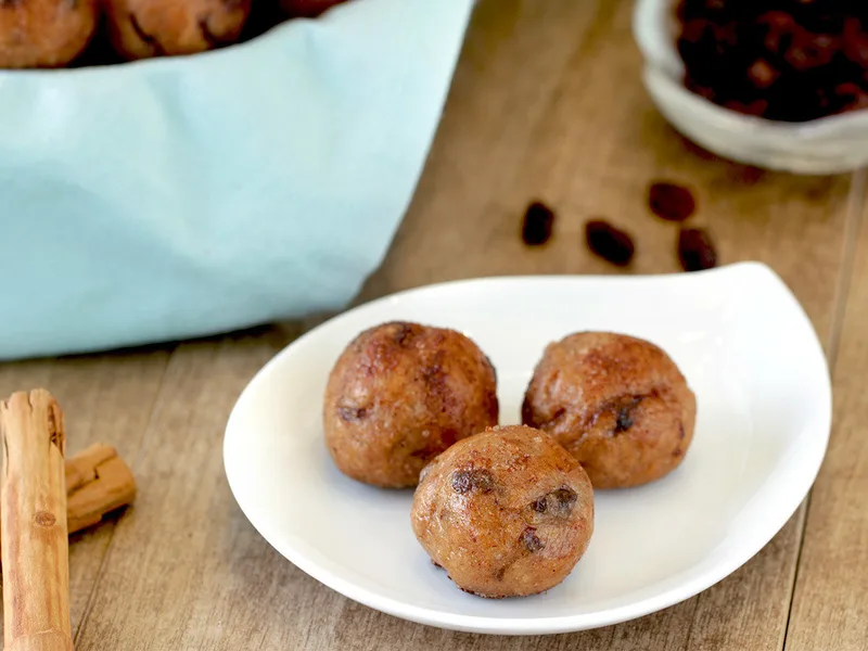 Cauliflower Cinnamon Raisin Bagel Bites