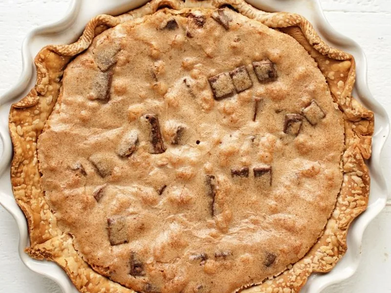 Kit Kat Cookie Butter Pie with Chocolate Candy Pieces