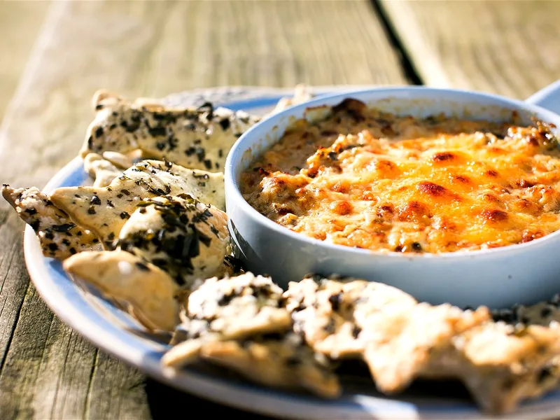 Hot Crab Laverbread Cheesy Dip with Sour Cream
