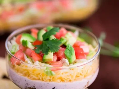 Layered Taco Salad Dip with Ground Beef