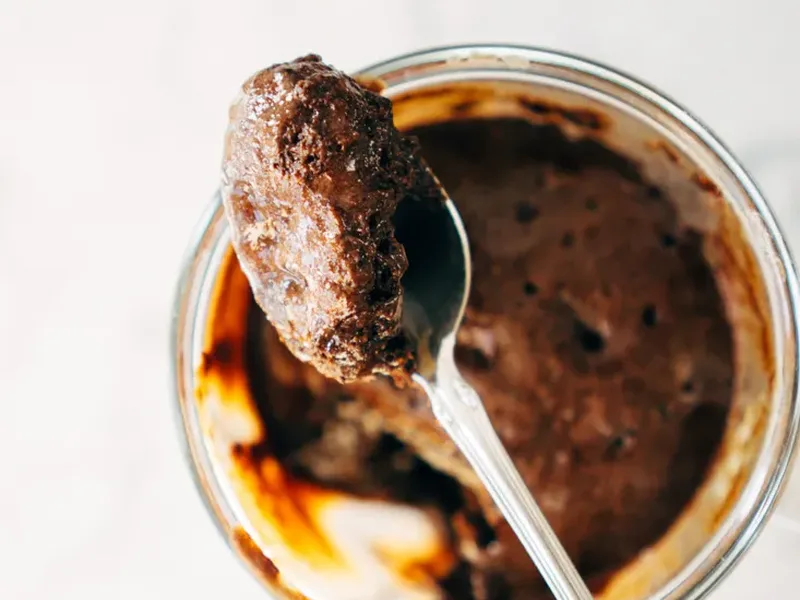 Quick Microwave Molten Chocolate Mug Cake in 2 Minutes