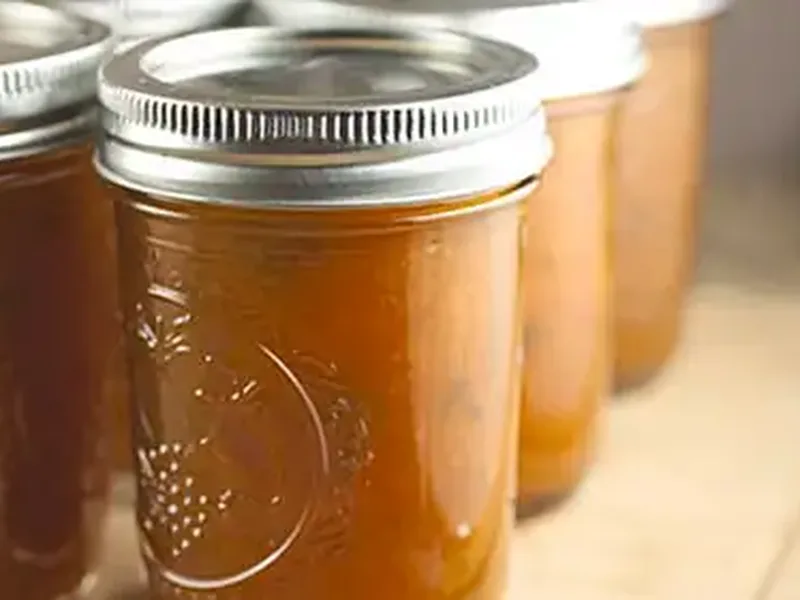 Jalapeño Peach Jam with Spicy Sweet Heat and Pectin