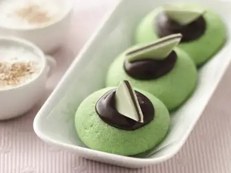 Chocolate-Mint Thumbprint Cookies with Crème de Menthe