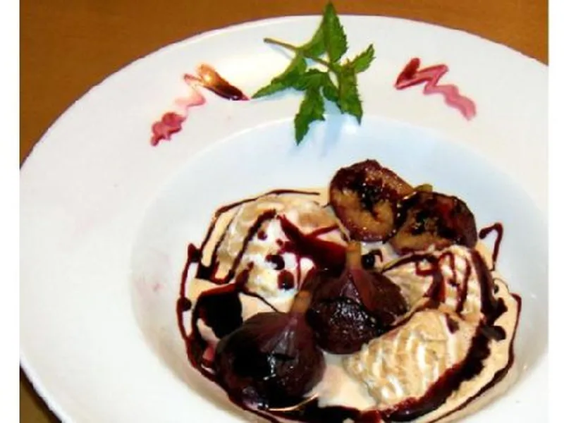 Red Wine Poached Figs with Butter Sauce