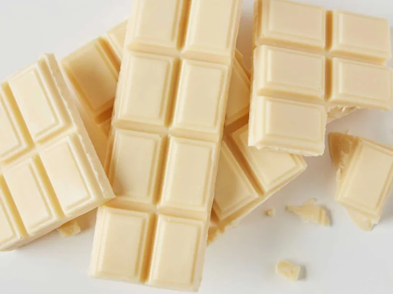 White Chocolate Banana Loaf with Cinnamon