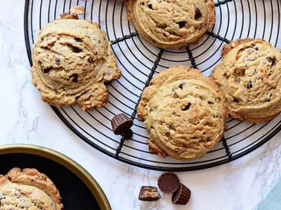 Peanut Butter Blowout Cookies with Reese's