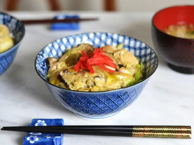Oyakodon: Chicken and Egg Rice Bowl