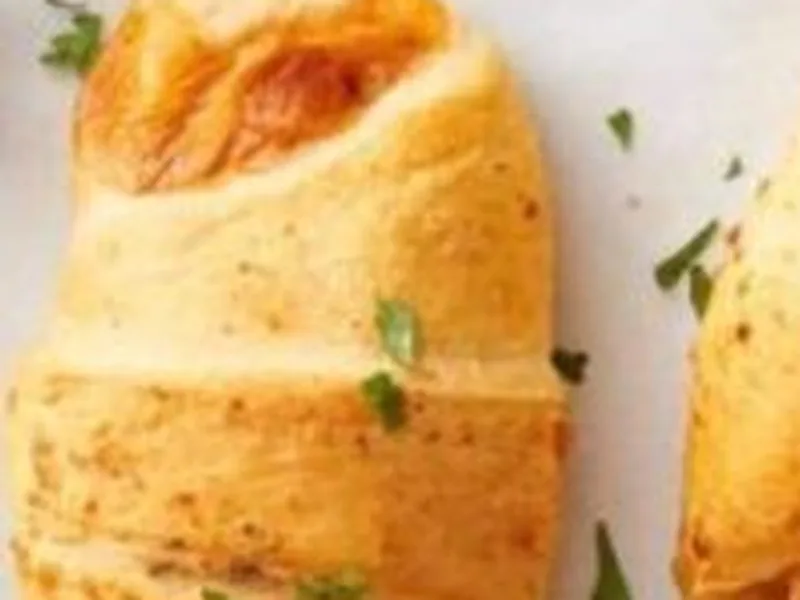 Creamy Chicken Stuffed Crescent Rolls with Cheddar Cheese