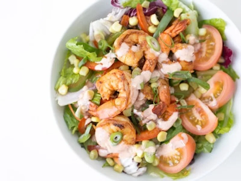 Black Bean Fajita Salad with Smoky Paprika Dressing